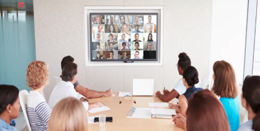 What Should You Look For When Choosing A Professional Conference Camera?